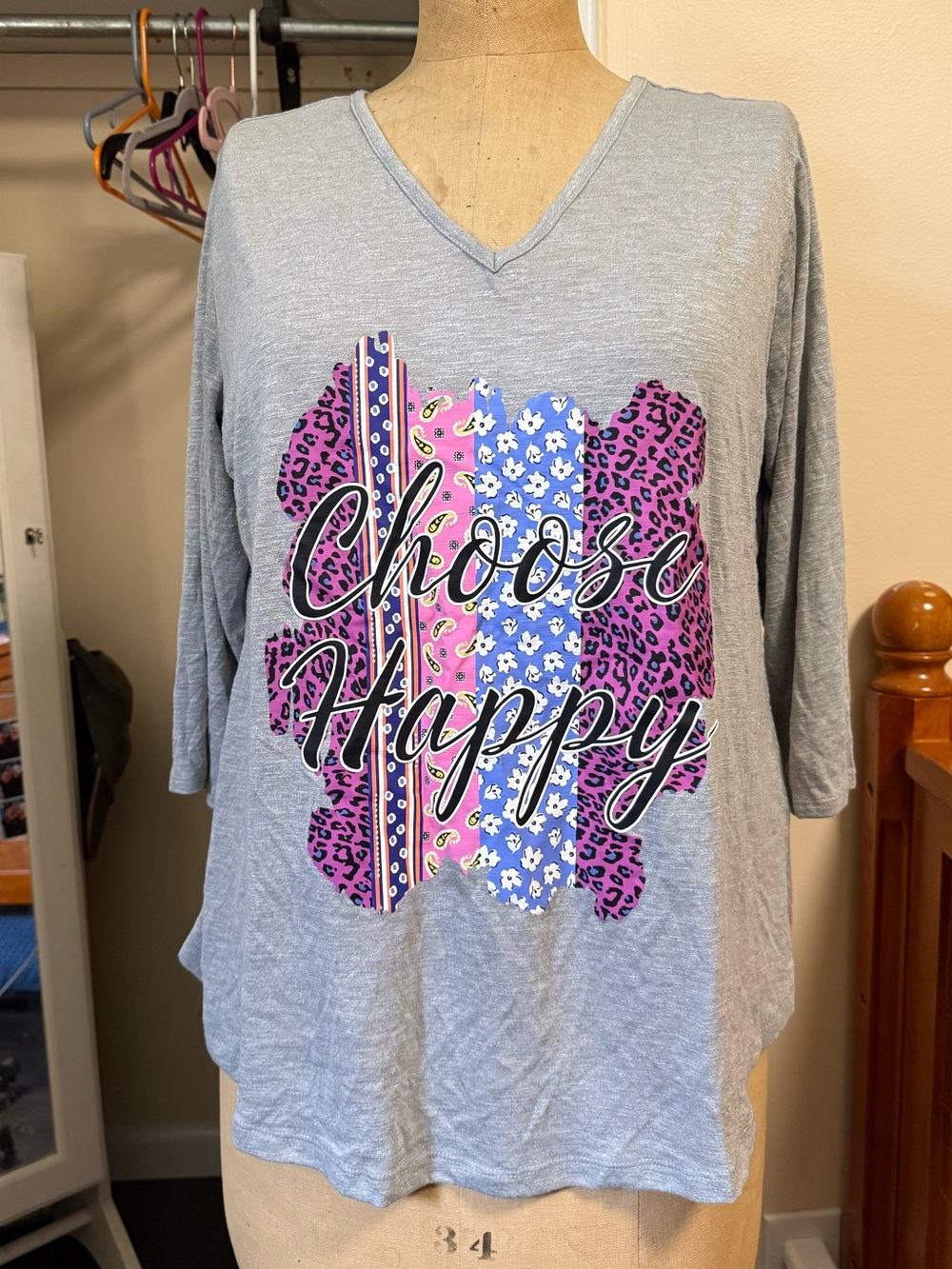 Choose Happy V-Neck Graphic Top - Light Gray with Pink & Blue Accents